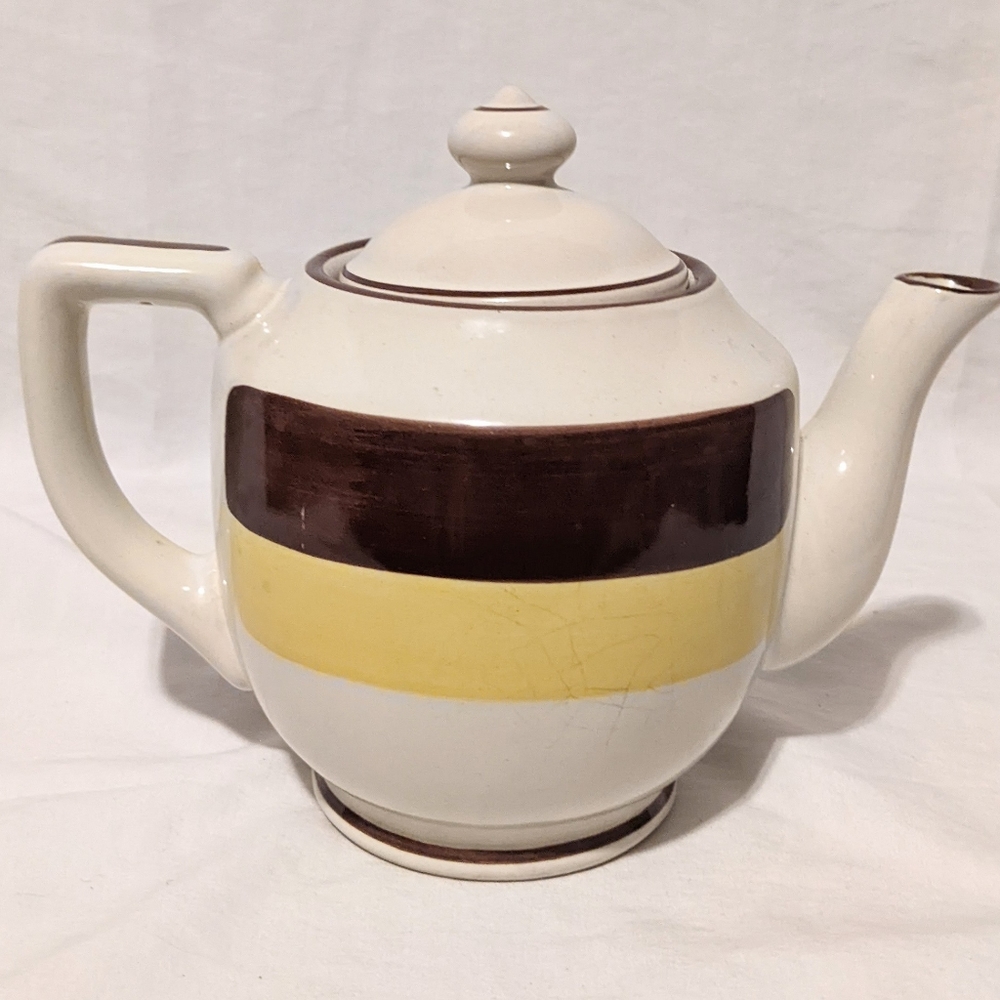 Vintage 70's Stone Crest 1004 T Rainbow Teapot speckled w/ brown & yellow stripe